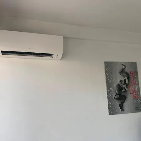 Center Terrace Ac Wifi 200 M From Sea Behind Martinez Apartamento Cannes