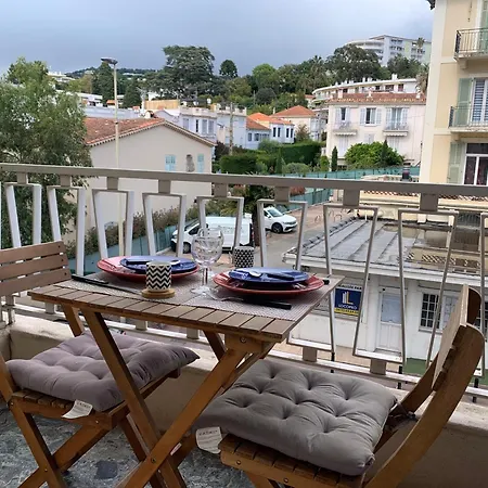 Center Terrace Ac Wifi 200 M From Sea Behind Martinez Appartement Cannes
